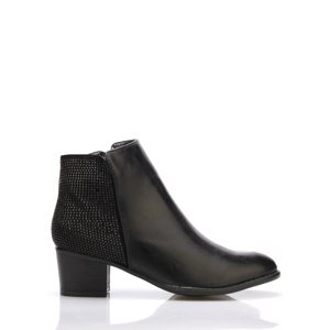 Černé elegantní boty na podpatku Claudia Ghizzani Velikost: 37