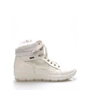 Bílé italské zimní boty M&G Velikost: 36
